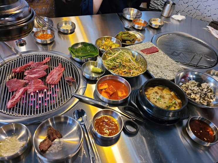  신사역 고기집 한우 맛집 칠프로칠백식당 신사본점