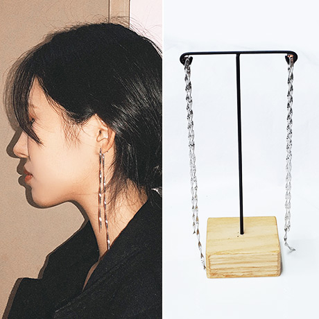 선호도 좋은 바네코쥬얼리 라인 롱드롭 무니켈도금침 귀걸이 #0221 추천해요 선호도 좋은 바네코쥬얼리 라인 롱드롭 무니켈도금침 귀걸이 #0221 추천해요