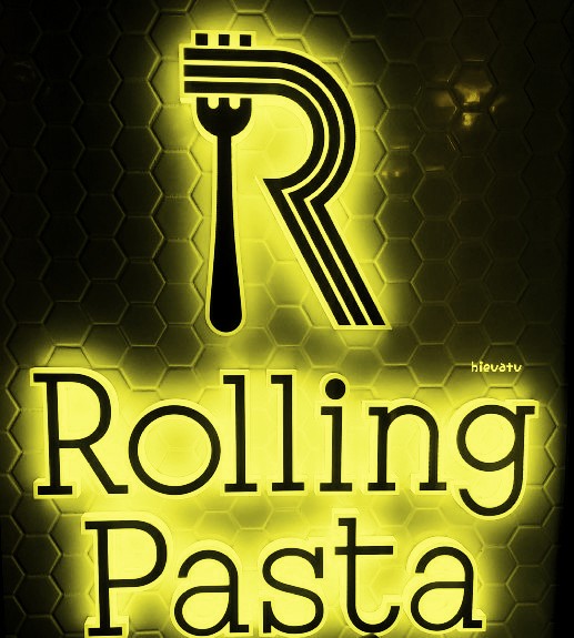  롤링파스타 인기메뉴세트  & 스벅 바움쿠헨세트 후기 Rolling Pasta & Starbucks set review