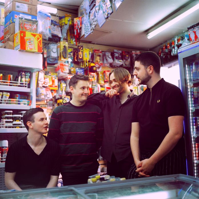 Declan Welsh and The Decadent West, 새로운 싱글 'Parisian Friends' 데뷔
