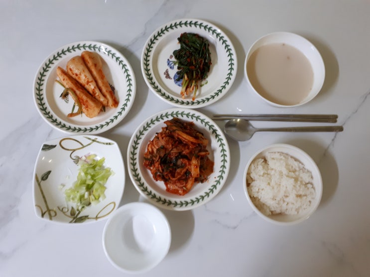  한우곰국 푸딩한우곰탕 진해서 가족들이 잘 먹어요