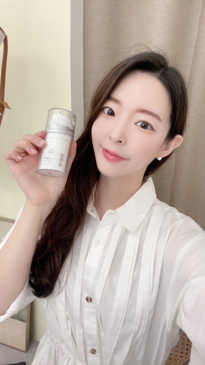 ★(6월이벤트)라리엘x브릴리에잇 선크림 자외선 차단 무기자차 순한선크림 / 촉촉하고 부드....