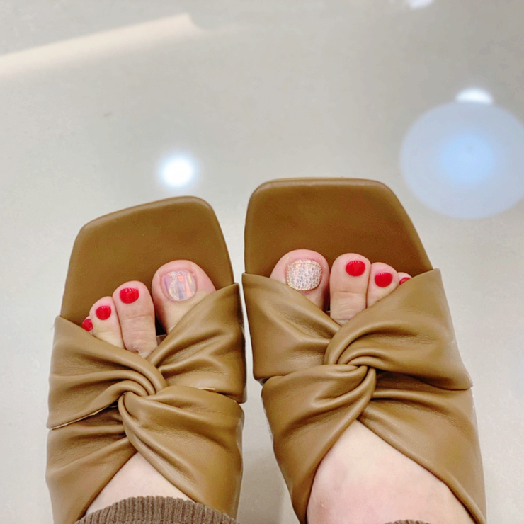  비전동네일! 매일봐요 네일에서 여름 패디큐어 받았어요