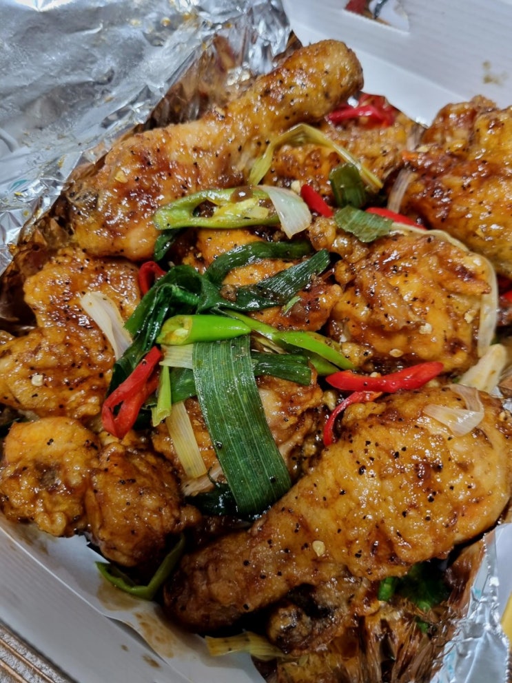  비비큐(bbq) 황홀한 깐풍치킨 야식 후기