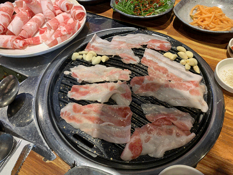 평택 법원 근처 맛집 꽃돼지 정육식당 