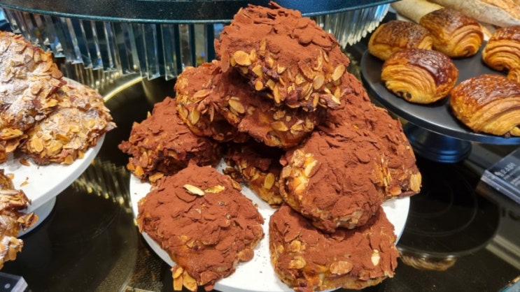 버터풀앤크리멀러스 송도점 / 내마음속 1등 빵 맛집!! 신메뉴 망고크로와상 바스크치즈케익 식빵! ㅠㅠㅠㅠㅠ진짜 맛있어 !! 빵 디테일 사진 구경하기! 버터풀앤크리멀러스 송도점 / 내마음속 1등 빵 맛집!! 신메뉴 망고크로와상 바스크치즈케익 식빵! ㅠㅠㅠㅠㅠ진짜 맛있어 !! 빵 디테일 사진 구경하기!