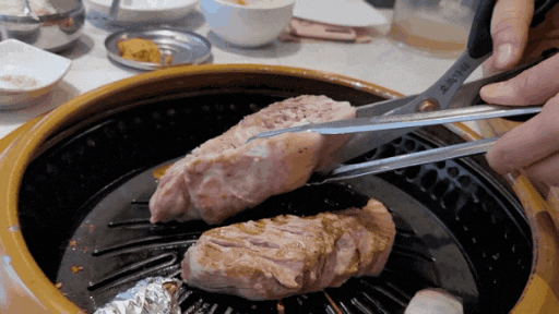  육화식당? 그동안 먹은 돼지고기는 다 잊어.1+암돼지 레알 고기 맛집