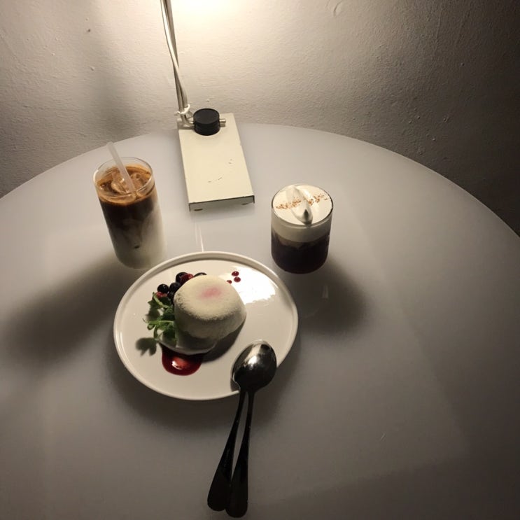  대전대흥동 사무실카페 [인스타갬성카페 아인슈페너맛집]