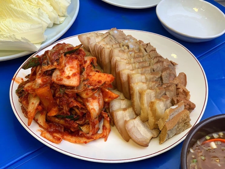  용산 맛집 / 고기 완판맛집, 인생 보쌈 동자동 ‘충무칼국수’