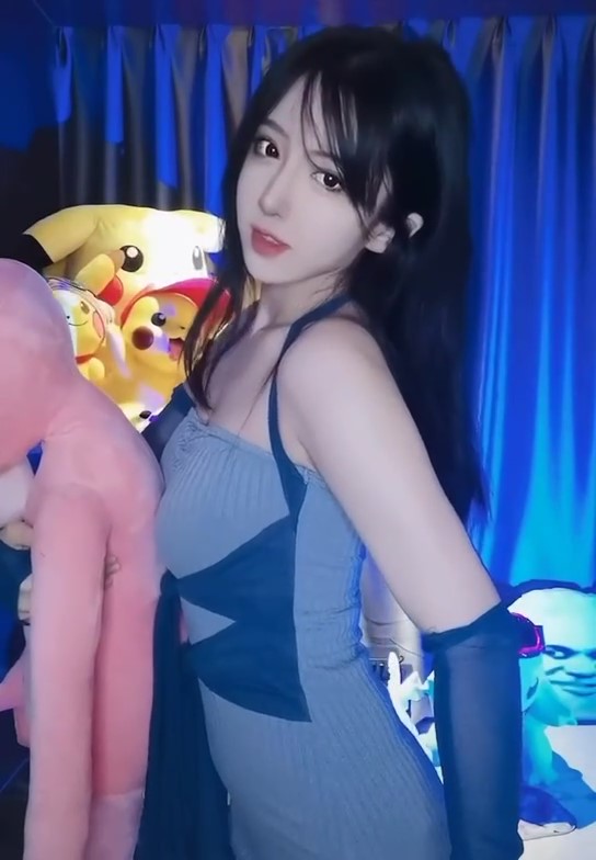 [사진모음] 몸매 자랑하는 레이싱 모델 겸 여캠BJ 김진아 섹시 코스프레
