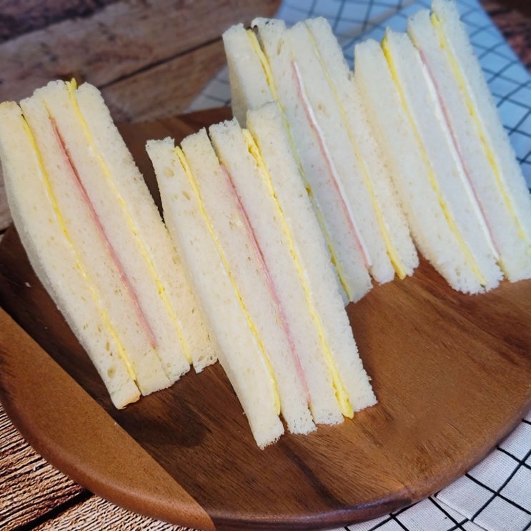  대만 샌드위치 만들기, 햄 치즈, 달걀(계란) 넣고 홍루이젠 스타일로 소스 만들어봤어요!
