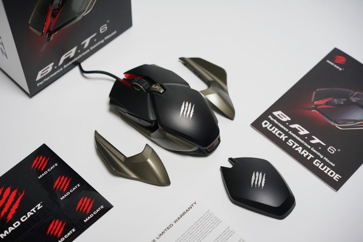  왼손잡이도 사용 가능! 슈퍼카 디자인의 MadCatz B.A.T. 6 PLUS