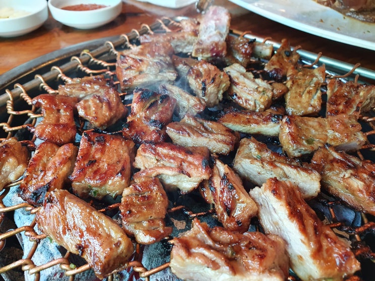 [목동 맛집] 가족 모임 하기에 너무 좋은 고기집, 돼지갈비가 맛난 양천구 원두막
