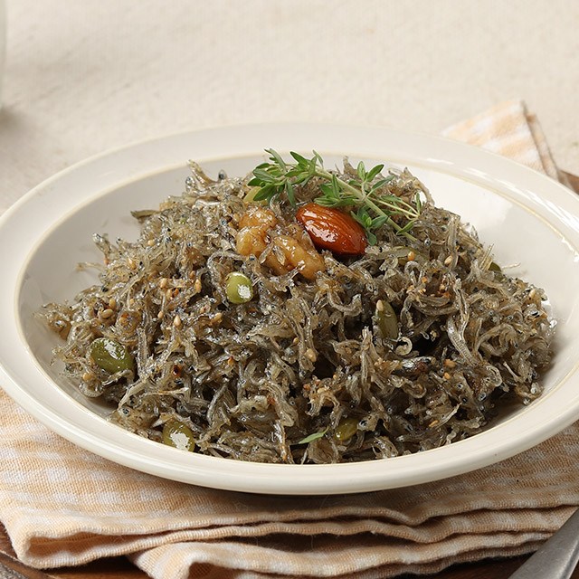 인기 급상승인 밥반찬 술안주로 좋은 국내산 건멸치 간장지리멸치조림 1kg, 1개 좋아요 인기 급상승인 밥반찬 술안주로 좋은 국내산 건멸치 간장지리멸치조림 1kg, 1개 좋아요