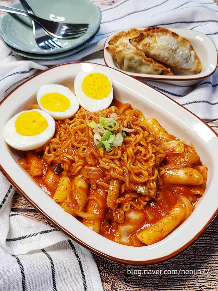 라볶이 레시피 주말점심메뉴  푸짐한 분식 만들기 라면요리