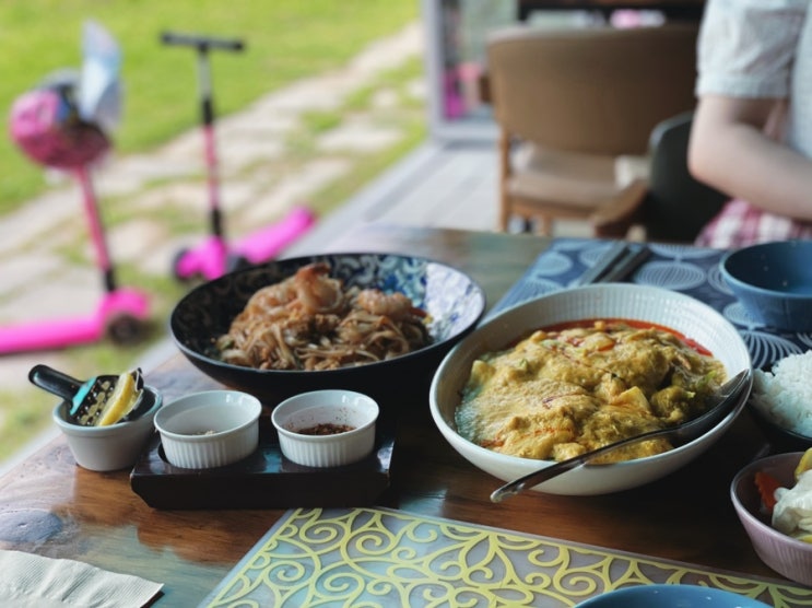  수원 신동 카페거리 맛집 <타이테라스> 이국적인 태국음식 추천!