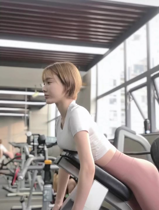 댄스강사 출신 여캠 Bj장서율 레깅스 몸매 움짤 섹시 사진모음