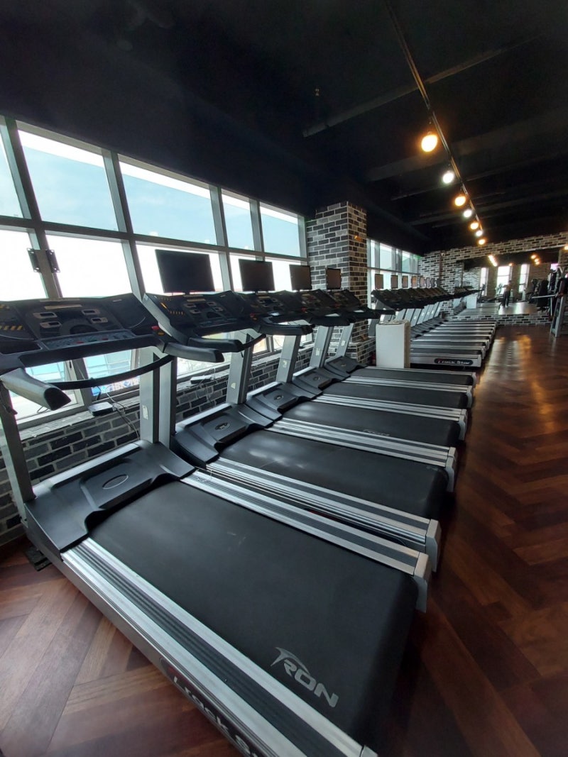 클럽용 중고 런닝머신 헬스기구 중고파는곳. 트랙스타901런닝머신 클럽용런닝머신파는곳. : 네이버 블로그