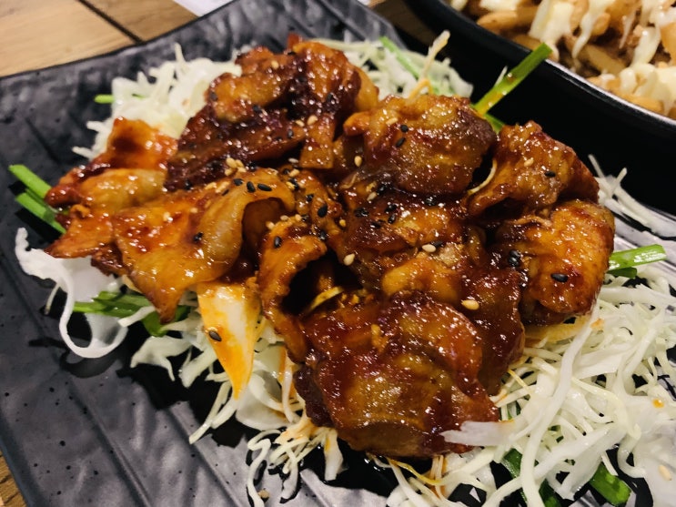 불맛이 오지던 매콤한 불삼겹살 먹방후기 불맛이 오지던 매콤한 불삼겹살 먹방후기