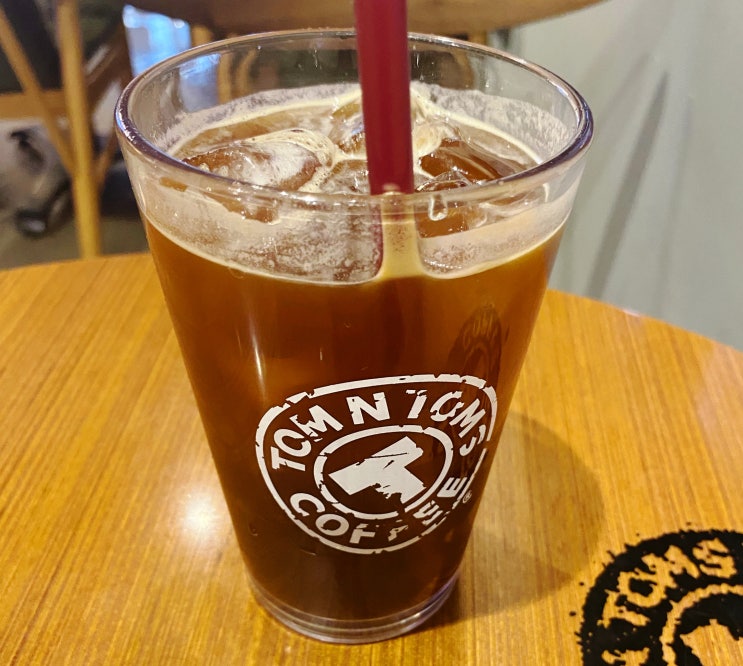  탐앤탐스 아메리카노 연하네