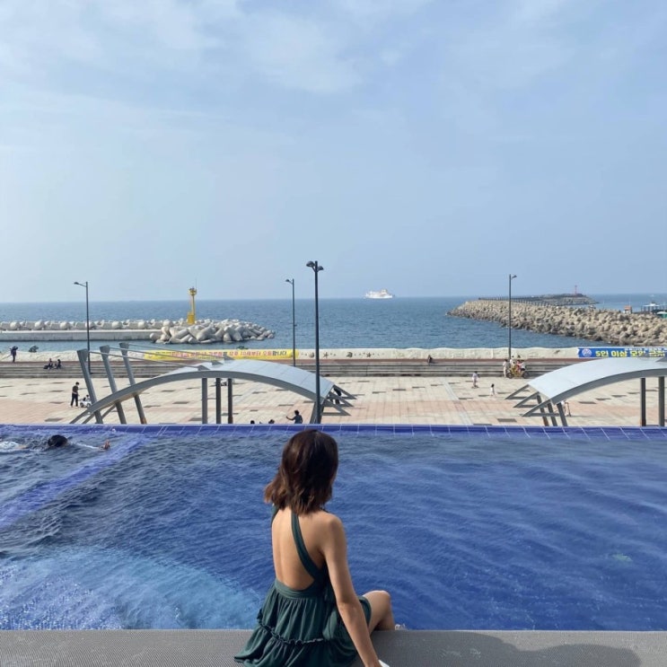  제주 휘슬락 호텔 투숙 후기 _ 휘슬락호텔수영장 오션뷰 수영장