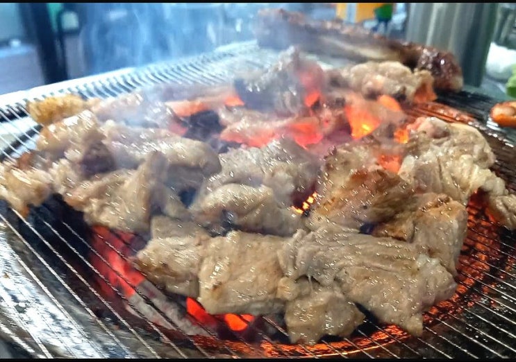  영산포 원조구이 맛집 35년 전통의 돼지갈비와 갈매기살 구이, 환상적인 김치찌개