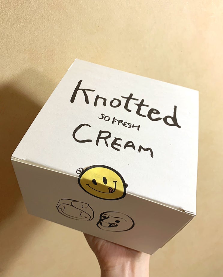 압구정 맛집 / 얼큰한 해장 쌀국수 ‘효뜨’ 와 춈미 픽 도넛 ‘노티드’
