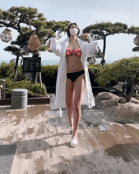 172cm 미스코리아급 몸매의 필라테스 강사 172cm 미스코리아급 몸매의 필라테스 강사