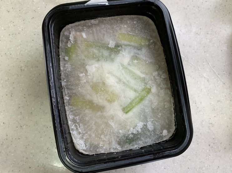 건강한한끼간편식) 그리팅 황기닭곰탕/ 맛있다고 아들에게 따봉 받았어요^^ 건강한한끼간편식) 그리팅 황기닭곰탕/ 맛있다고 아들에게 따봉 받았어요^^