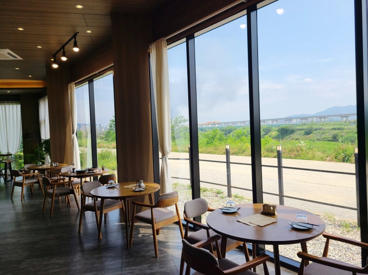  아산 레스토랑:: 탕정 비스트로오마주 파스타, 스테이크