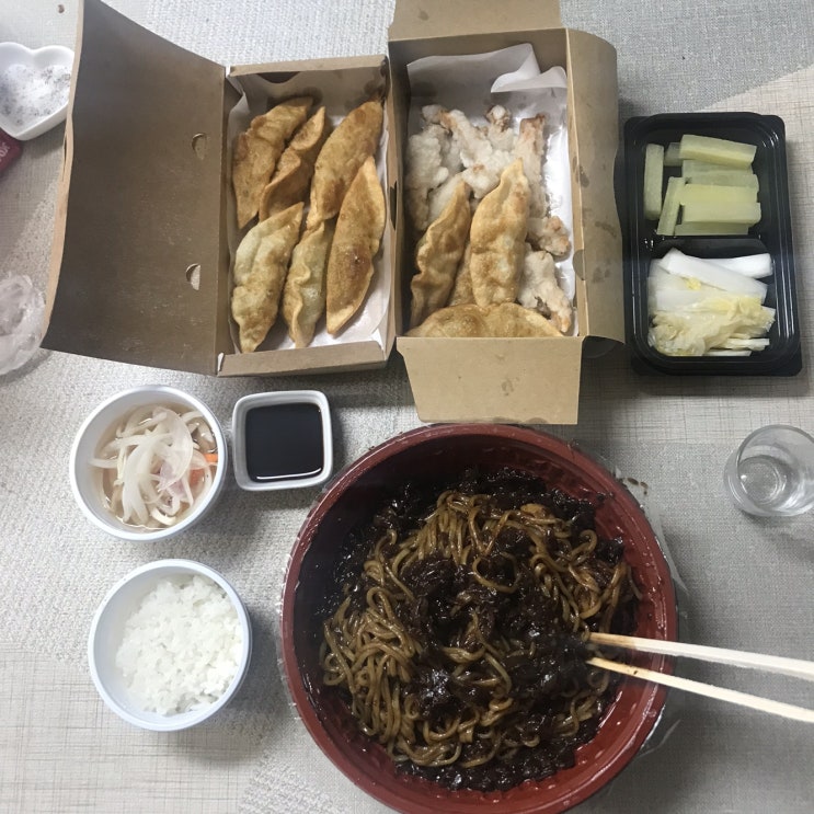  짜장면 먹고 싶어서 주문! [이비가짬뽕 노은점] 이비가 1인 세트와 수제 고추만두