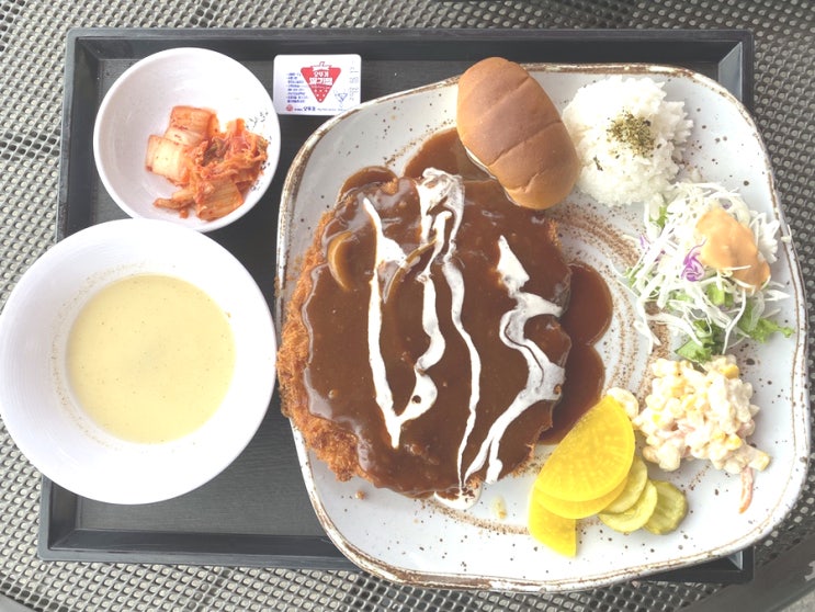 가평휴게소 맛집, 뭘 먹어야 잘 먹었다고 소문날까요!? Feat. 이영자 휴게소 맛집 리스트