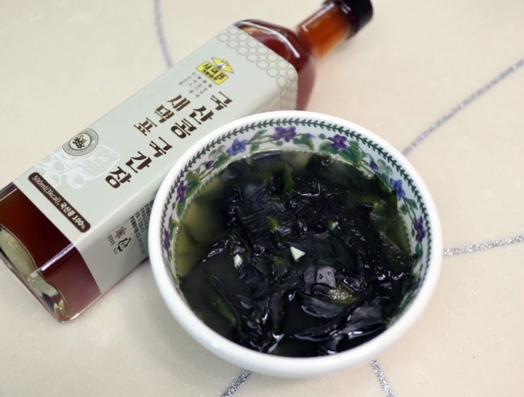  맛있는간장 새댁표 국산콩 국간장으로 미역국 끓이기