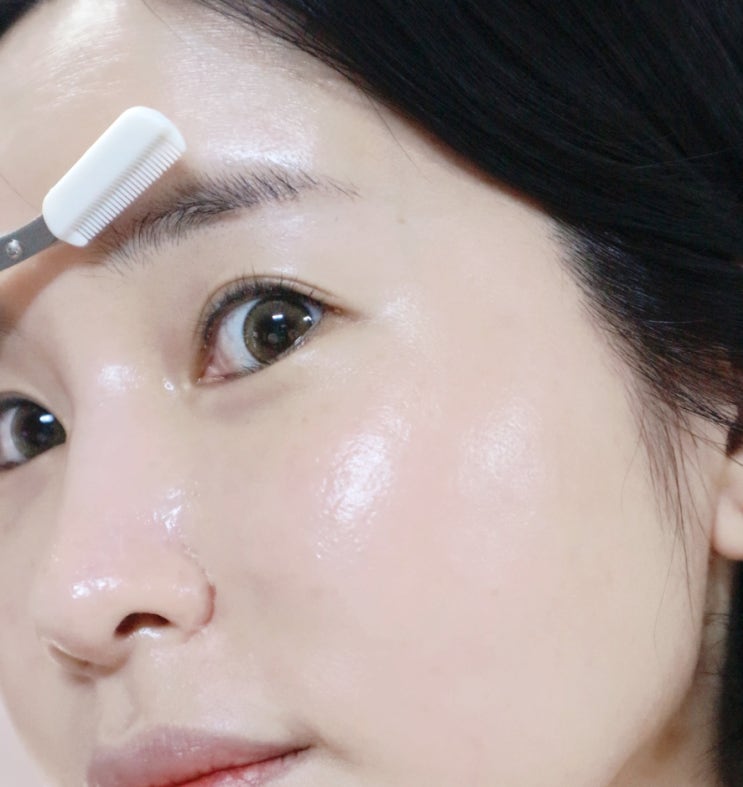 눈썹 숱치기 숱가위 눈썹 정리하는법 사용법 알고 쓰니 좋네 ! 눈썹 숱치기 숱가위 눈썹 정리하는법 사용법 알고 쓰니 좋네 !