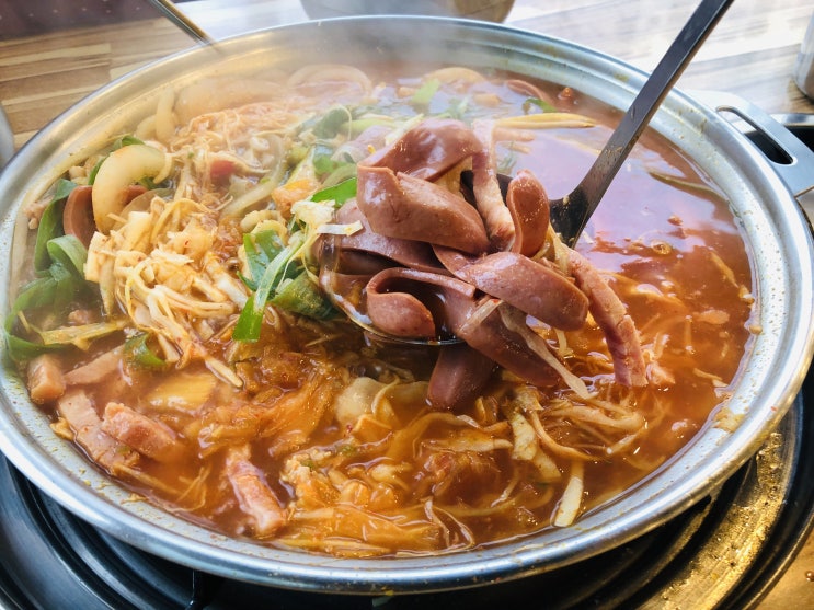  부평 부대찌개 맛집! 장혁민의 부대찌개 캬~