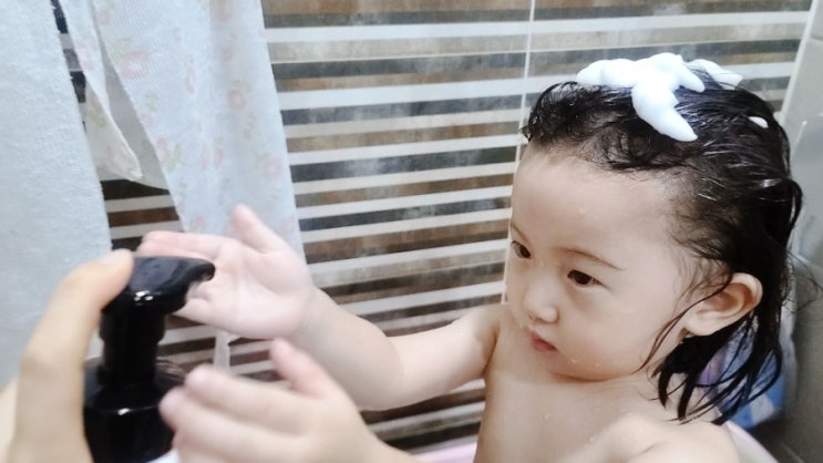  아기샴푸 추천 생크림 거품 나는 하우파파 바스앤샴푸