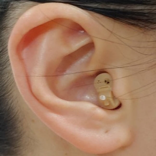 많이 찾는 A3 HEARING AID 보청기센터에서 개발한 울림없는 음성증폭기, 1개, A3음성증폭기 왼쪽 (파랑색) ···