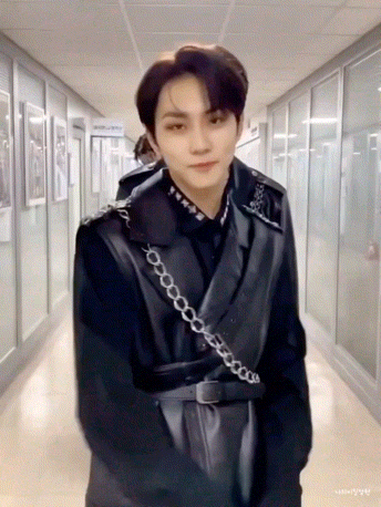  [오늘의ENHYPEN] 엔하-! 아름답고 황홀한 악당 이픈이들의 릴레이 포즈