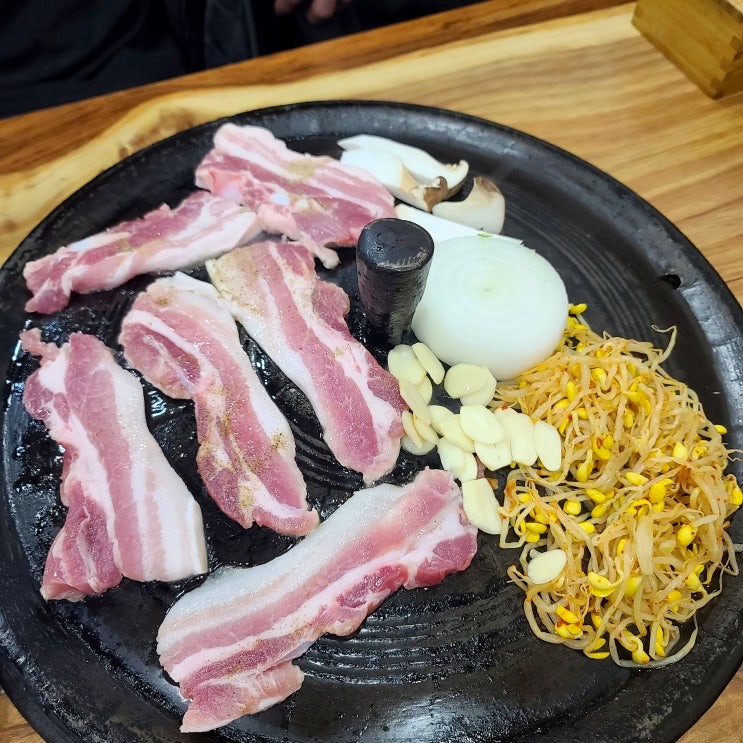  당곡사거리맛집, 옛날 솥뚜껑 삼겹살 [ 가성비갑!, 보라매맛집, 오리로스 ]