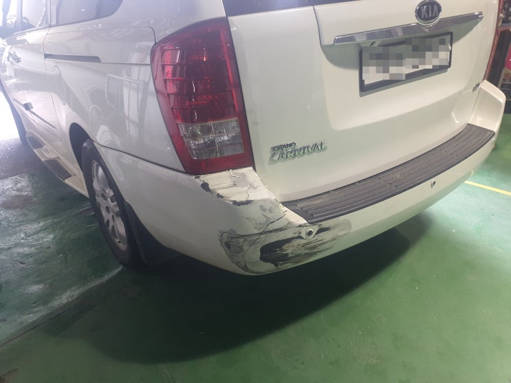  일산중고범퍼 멀지 않아요 [인천]최대보유 그랜드카니발 뒷범퍼 도색후 교환완료