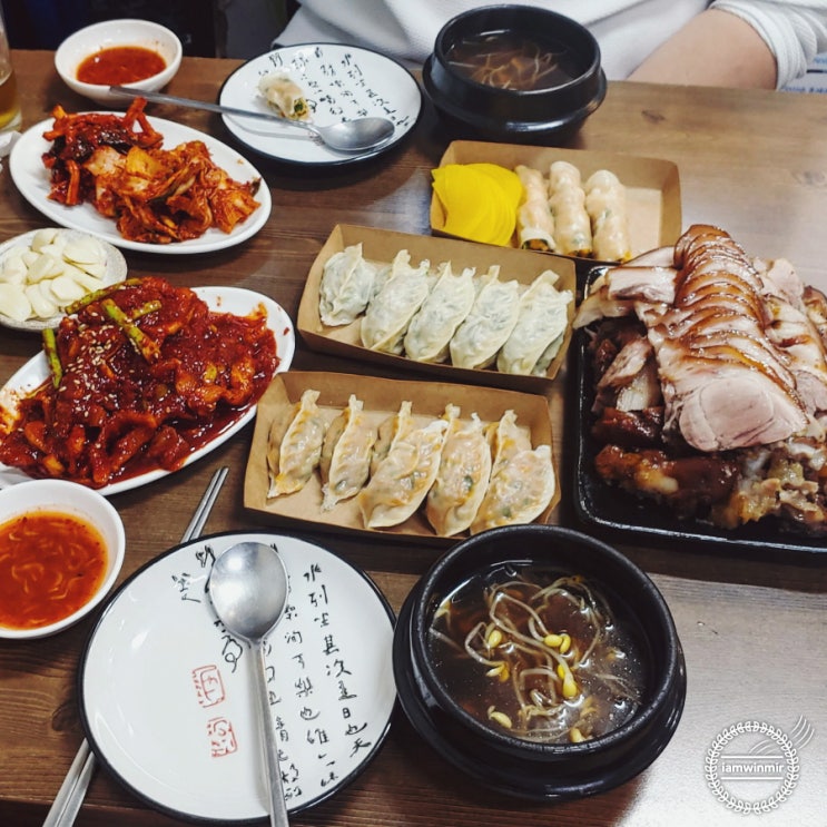 잠실새내역 야구와 함께했던 만두와 족발 잠실새내역 야구와 함께했던 만두와 족발