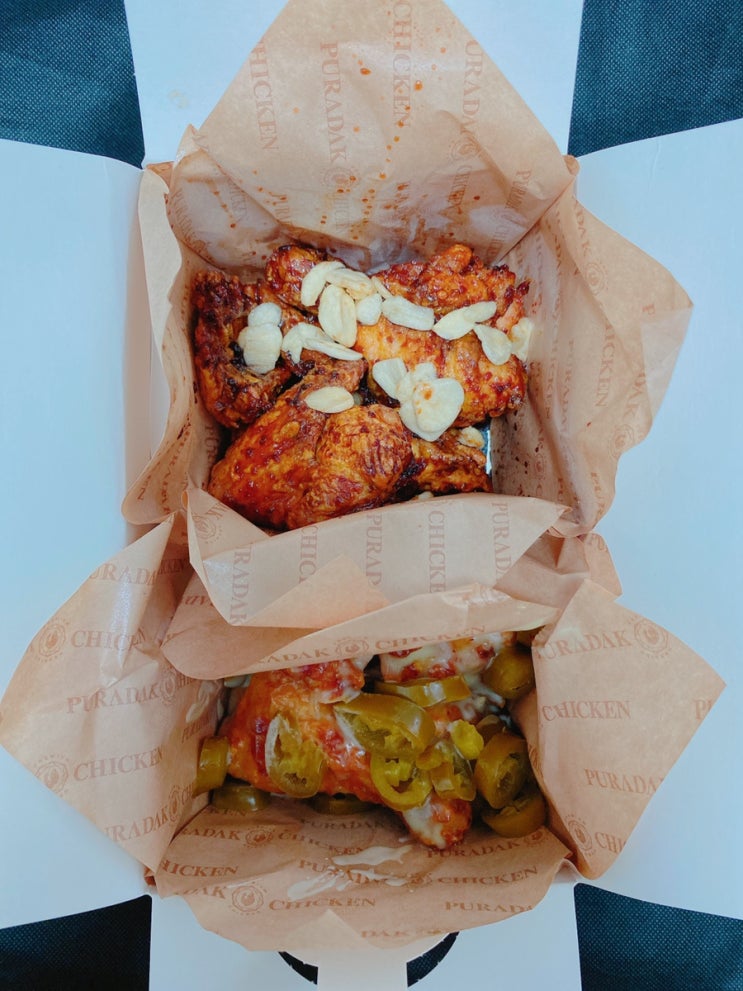  사랑하는 푸라닭 블랙마요 치킨 야식으로~