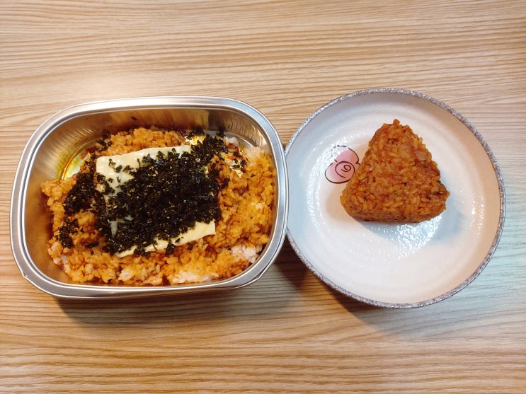 CU 닭갈비철판볶음밥 GS 치즈불닭구운주먹밥 맛있는 가정간편식 CU 닭갈비철판볶음밥 GS 치즈불닭구운주먹밥 맛있는 가정간편식