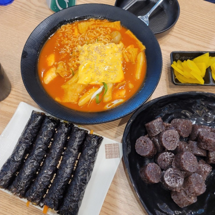  [영통역 맛집] 수원 영통 꼬마김밥 라볶이 순대 맛집 '리틀꼬마김밥' 영통점
