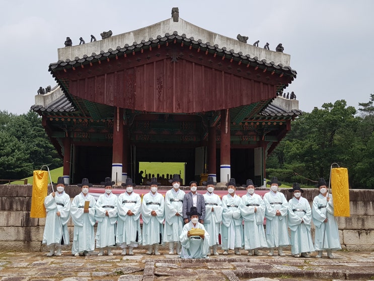  수릉(문조와 신정황후) 기신제향 재위기