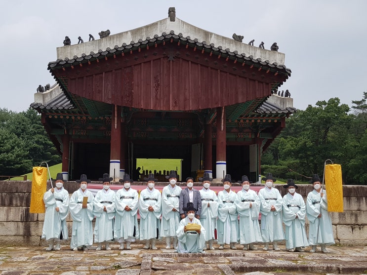 수릉(문조와 신정황후) 기신제향 재위기