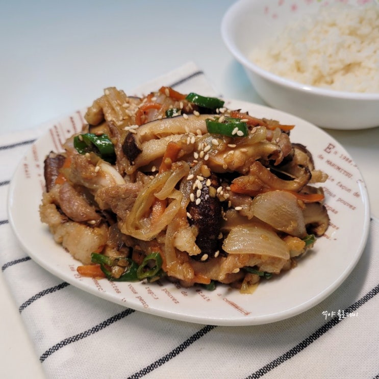 건표고버섯볶음 마른표고버섯 요리 만들기 건표고버섯볶음 마른표고버섯 요리 만들기