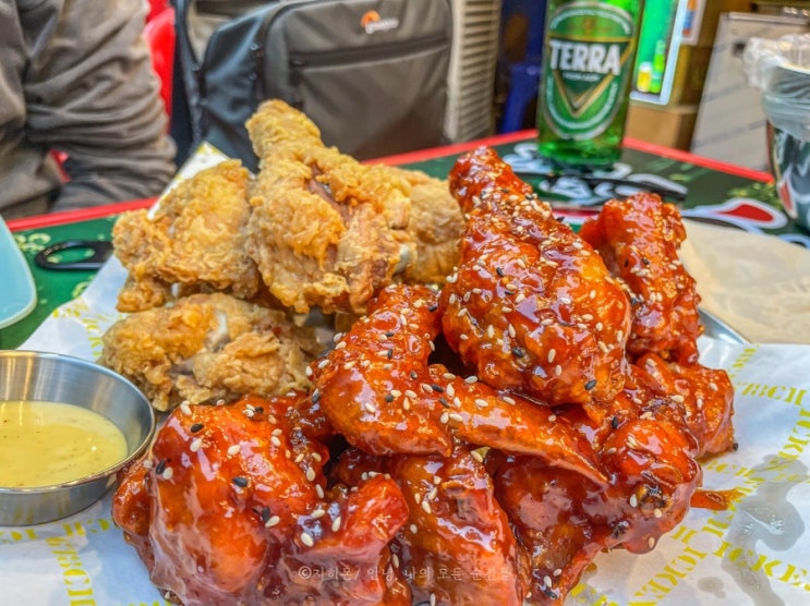  명동 강호동 치킨678 1호점에서 치맥한잔!