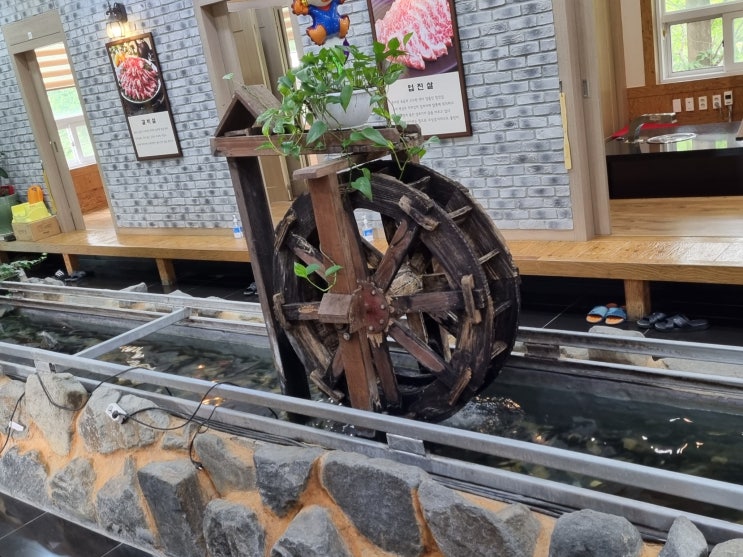  유락 으뜸한우 갈비탕 괜찮네요~