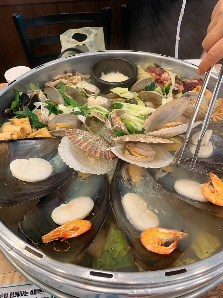  신흥역 맛집, 택이네 조개전골 푸짐하고 신선한 해산물로 몸보신 제대로!